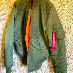 Alpha industries MA-1 bomber jacket W